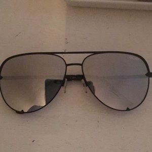 Quay Australia x Desi Perkins High Key Aviators